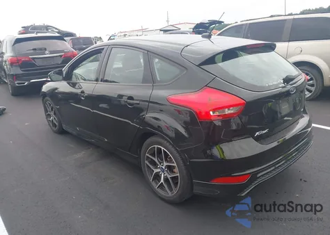 2015 Ford Focus Se z USA, uszkodzony, nr VIN 1FADP3K22FL344486